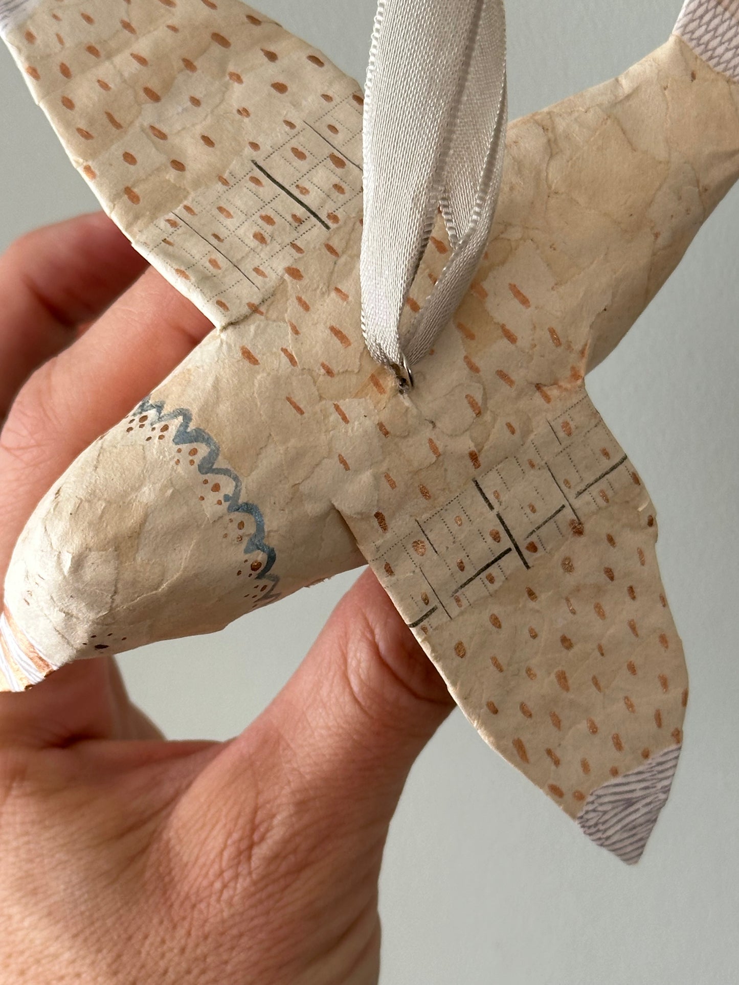 Papier maché Artwork - Fietje