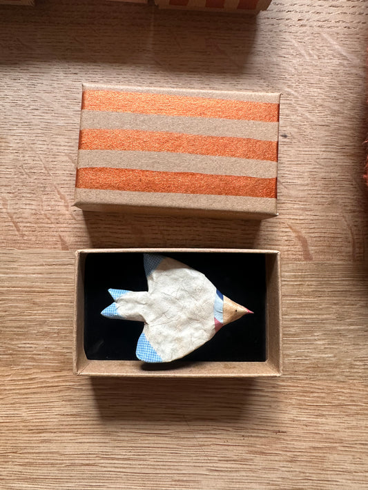 Papier maché broche no. 6