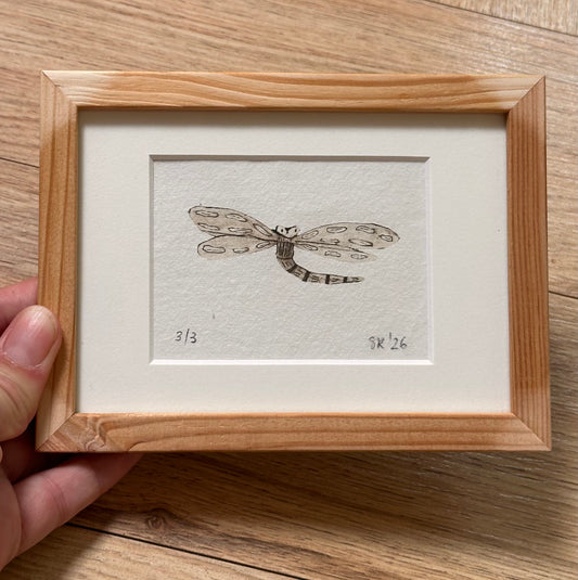Ingelijste tetraprint Libelle met passe partout